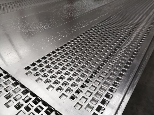 Square Hole Perforated Metal Mesh